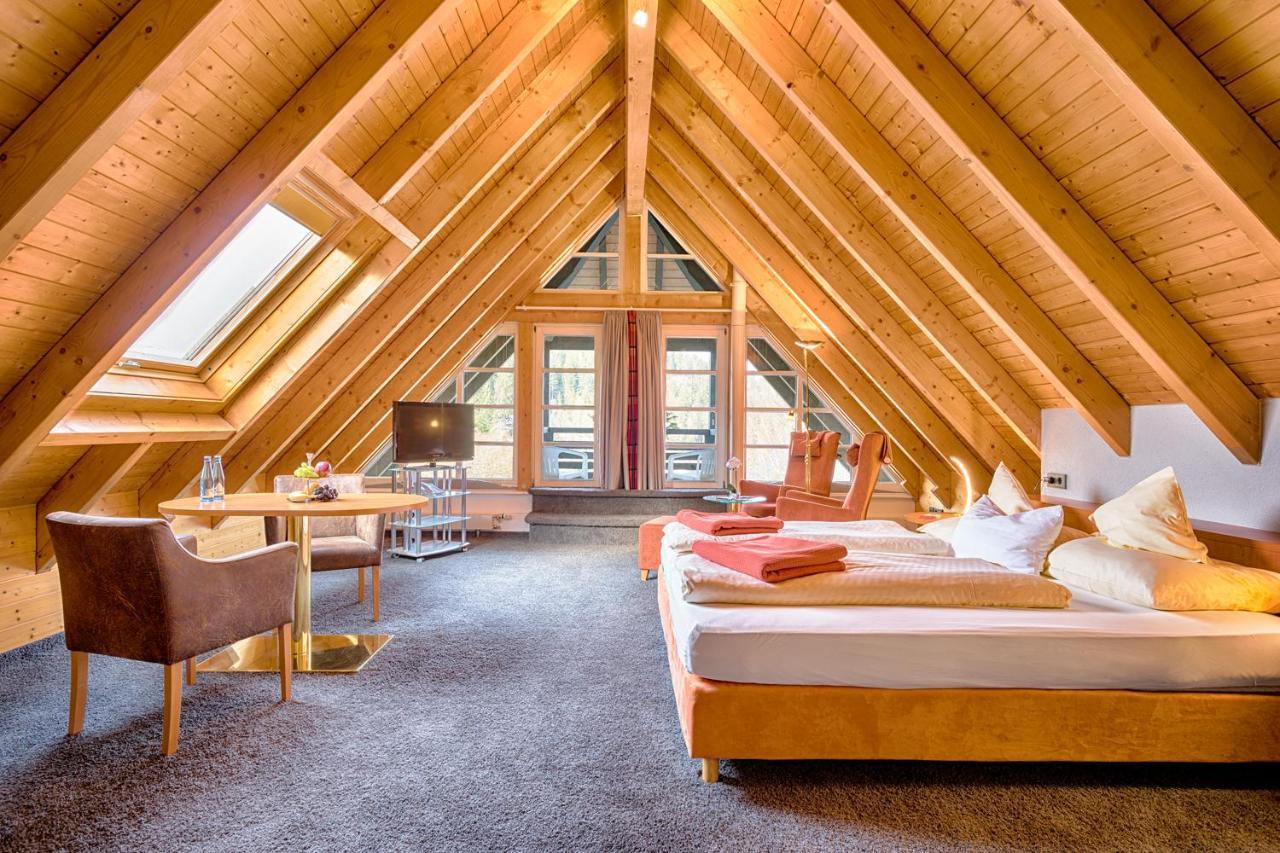 Hotel Ferien Residenz Bergfried à Hinterzarten Extérieur photo