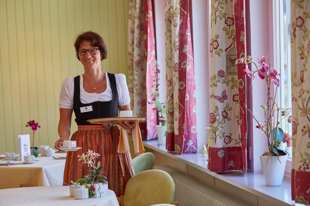 Hotel Ferien Residenz Bergfried à Hinterzarten Extérieur photo