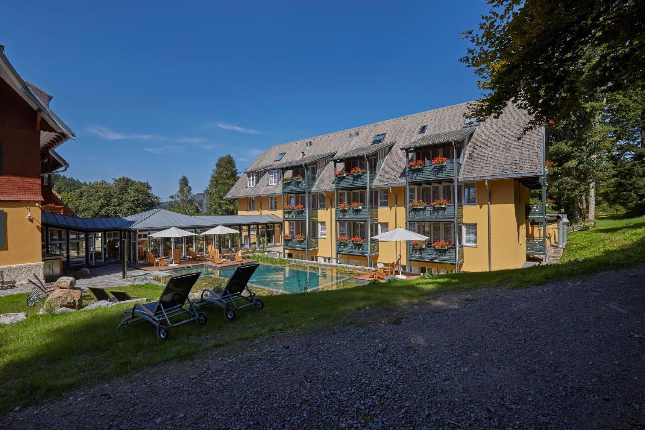 Hotel Ferien Residenz Bergfried à Hinterzarten Extérieur photo